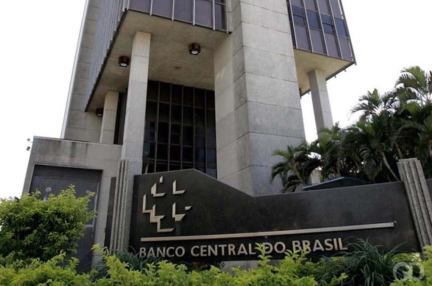 Banco Central melhora projeção de crescimento do PIB