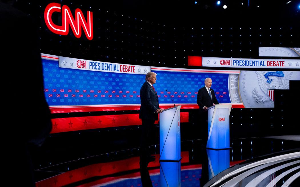 Democratas se desesperam com fragilidade de Biden no debate e substituição passa a ser debatida