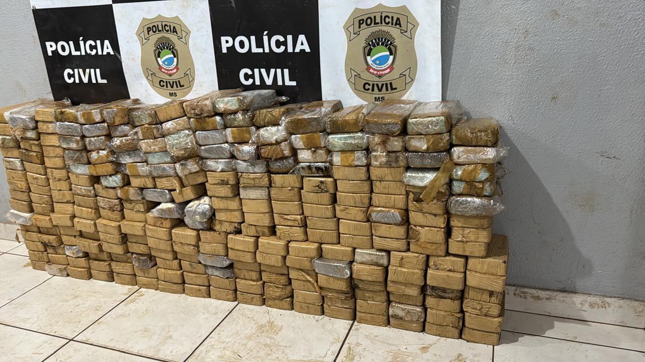 Em ação conjunta polícia apreende 248 quilos de cocaína e prende três suspeitos