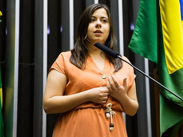 Projeto obriga profissional de saúde a informar mulher estuprada de que ela tem direito ao aborto