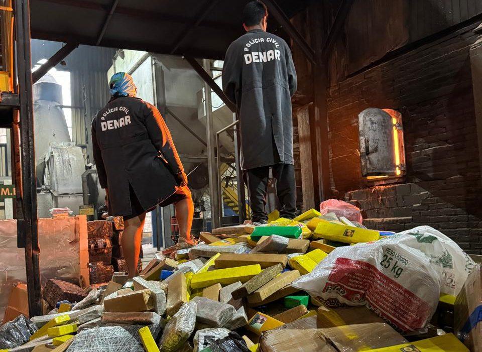 10 toneladas de drogas foram incineradas pela Policia Civil