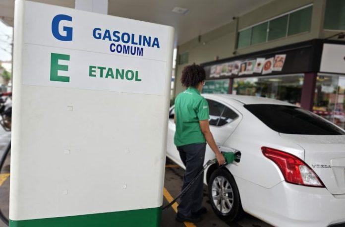 Pesquisa mostra diferença de preço de 32,25% no etanol e de 22,98% na gasolina em MS