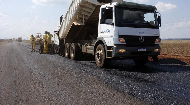 Novo modelo vai impulsionar infraestrutura e promover a recuperação de 800 km de rodovias em MS